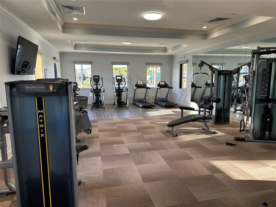 For Sale: $460,000 (4 beds, 2 baths, 1992 Square Feet)