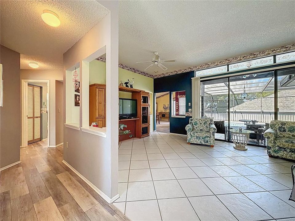 待售: $430,000 (3 贝兹, 2 浴室, 1611 平方英尺)