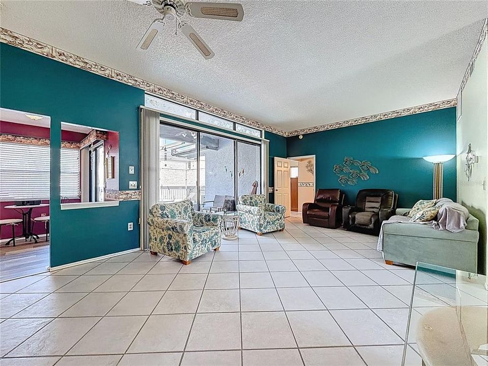 待售: $430,000 (3 贝兹, 2 浴室, 1611 平方英尺)