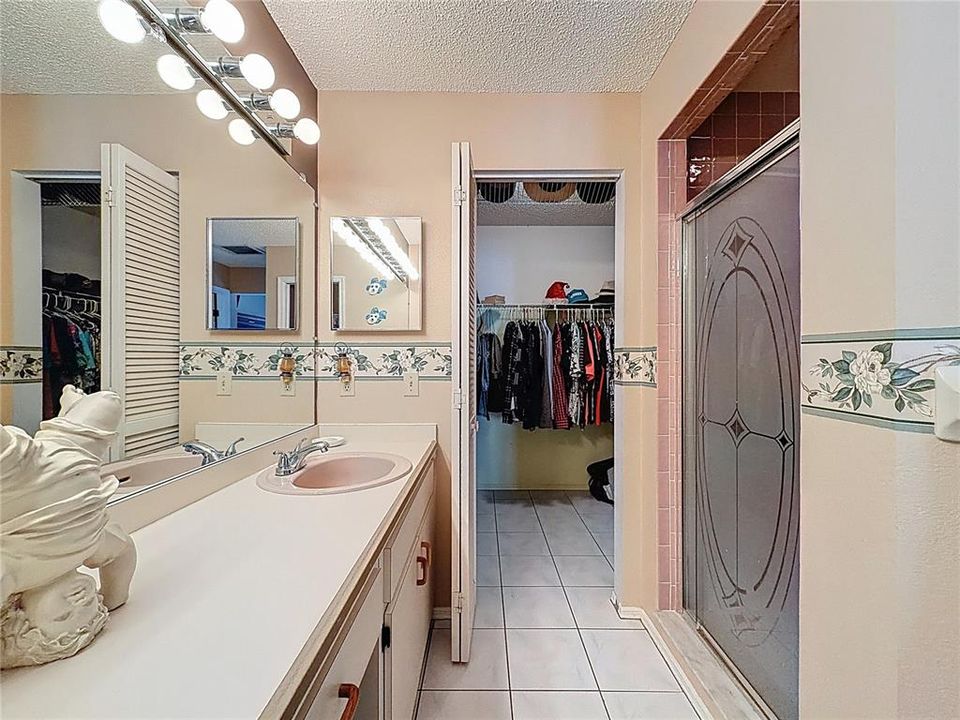 待售: $430,000 (3 贝兹, 2 浴室, 1611 平方英尺)