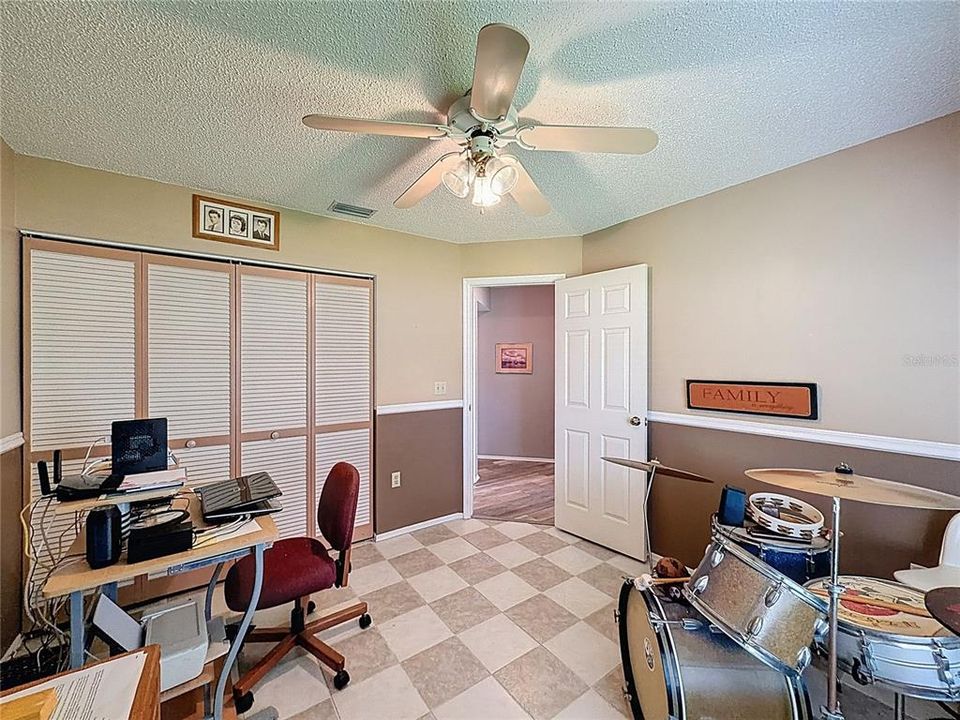 待售: $430,000 (3 贝兹, 2 浴室, 1611 平方英尺)