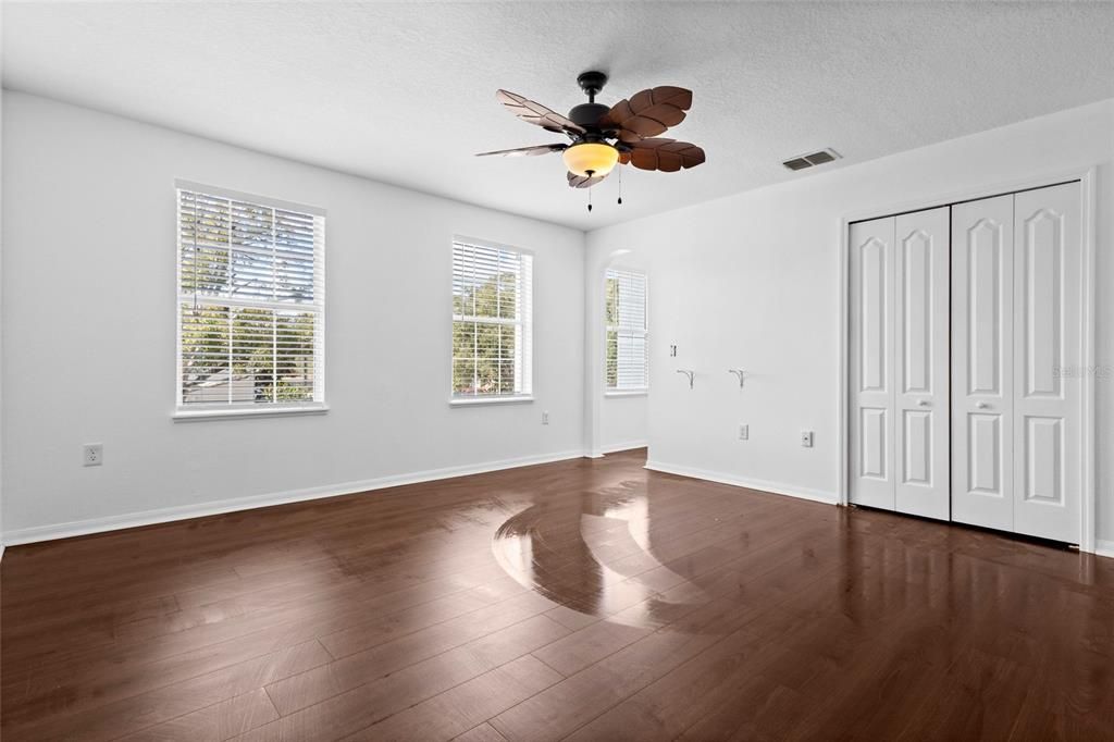 En Renta: $2,250 (3 camas, 2 baños, 1449 Pies cuadrados)