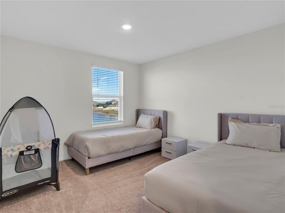 For Rent: $3,400 (5 beds, 3 baths, 2674 Square Feet)