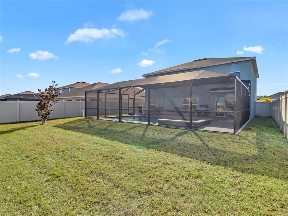 For Rent: $3,400 (5 beds, 3 baths, 2674 Square Feet)