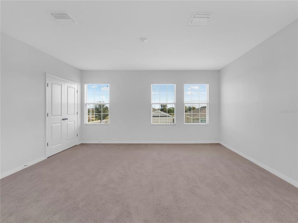 For Rent: $3,400 (4 beds, 3 baths, 2756 Square Feet)