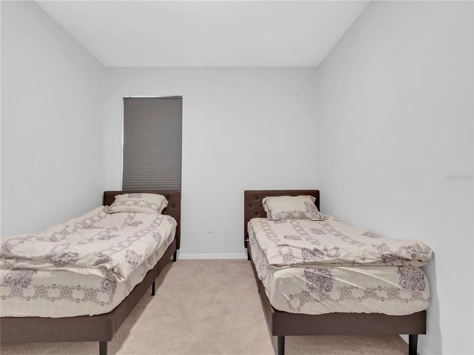 For Rent: $3,400 (4 beds, 3 baths, 2756 Square Feet)