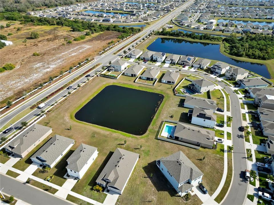 For Rent: $3,400 (4 beds, 3 baths, 2756 Square Feet)