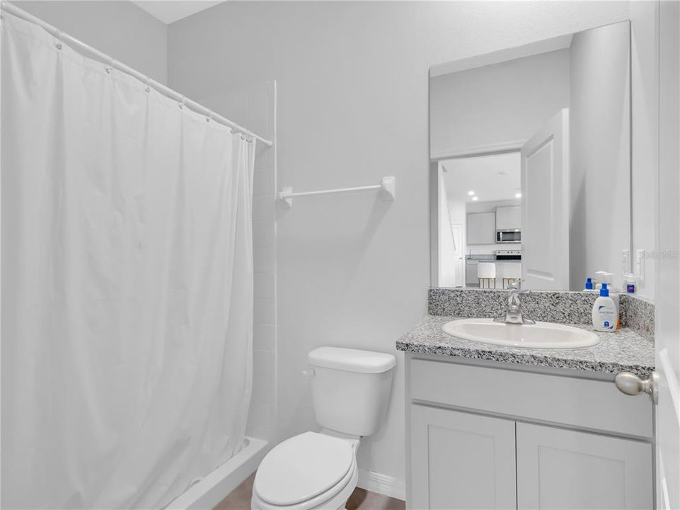 For Rent: $3,400 (4 beds, 3 baths, 2756 Square Feet)