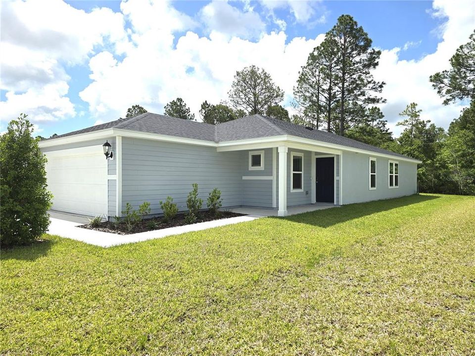 Recently Sold: $299,990 (4 beds, 2 baths, 1607 Square Feet)