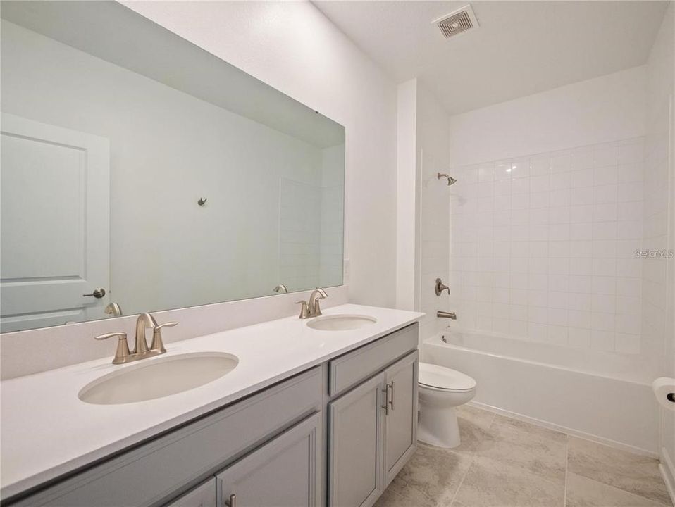 En Renta: $3,995 (5 camas, 3 baños, 3385 Pies cuadrados)