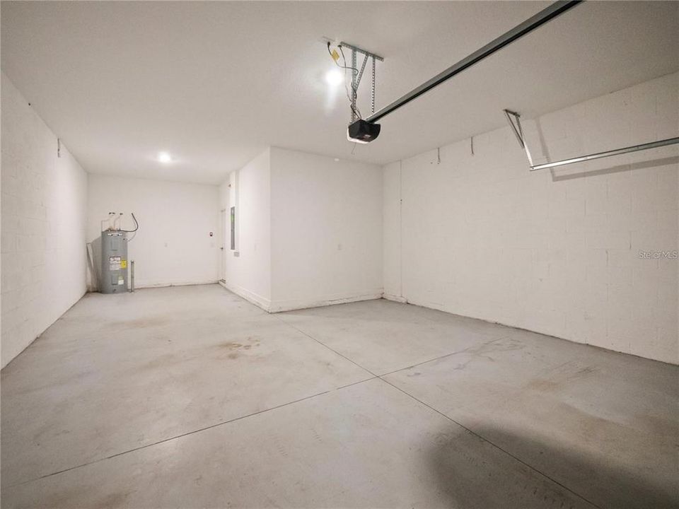 En Renta: $3,995 (5 camas, 3 baños, 3385 Pies cuadrados)