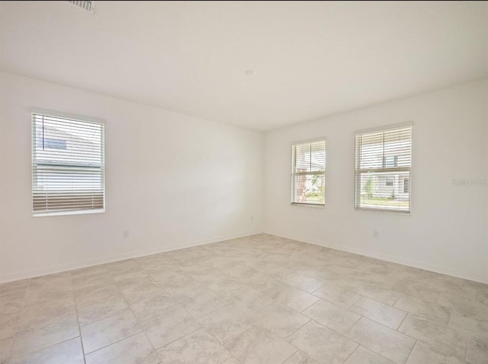 En Renta: $3,995 (5 camas, 3 baños, 3385 Pies cuadrados)