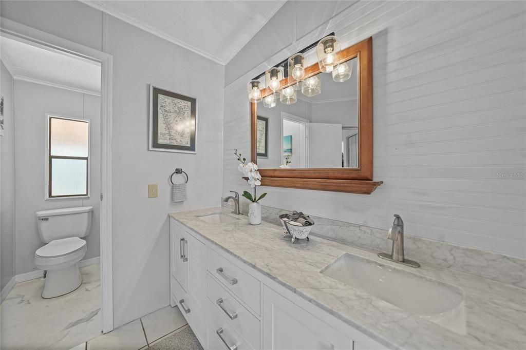 For Sale: $199,900 (3 beds, 2 baths, 1639 Square Feet)