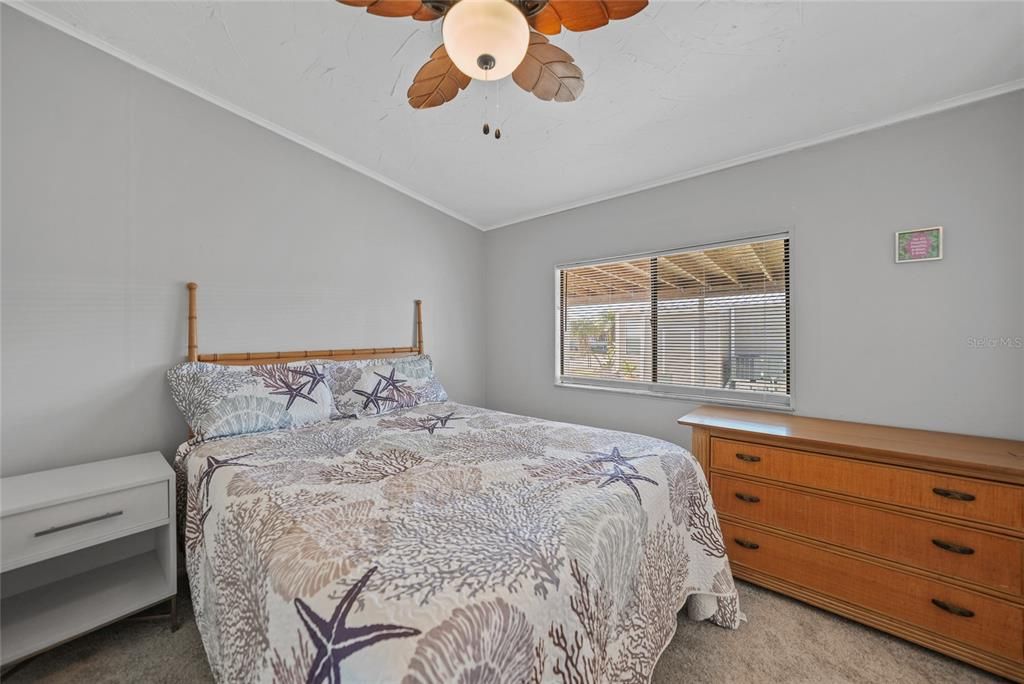 For Sale: $199,900 (3 beds, 2 baths, 1639 Square Feet)