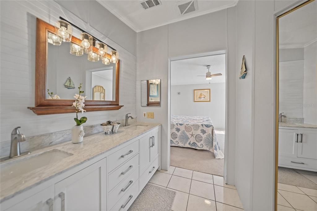 For Sale: $199,900 (3 beds, 2 baths, 1639 Square Feet)