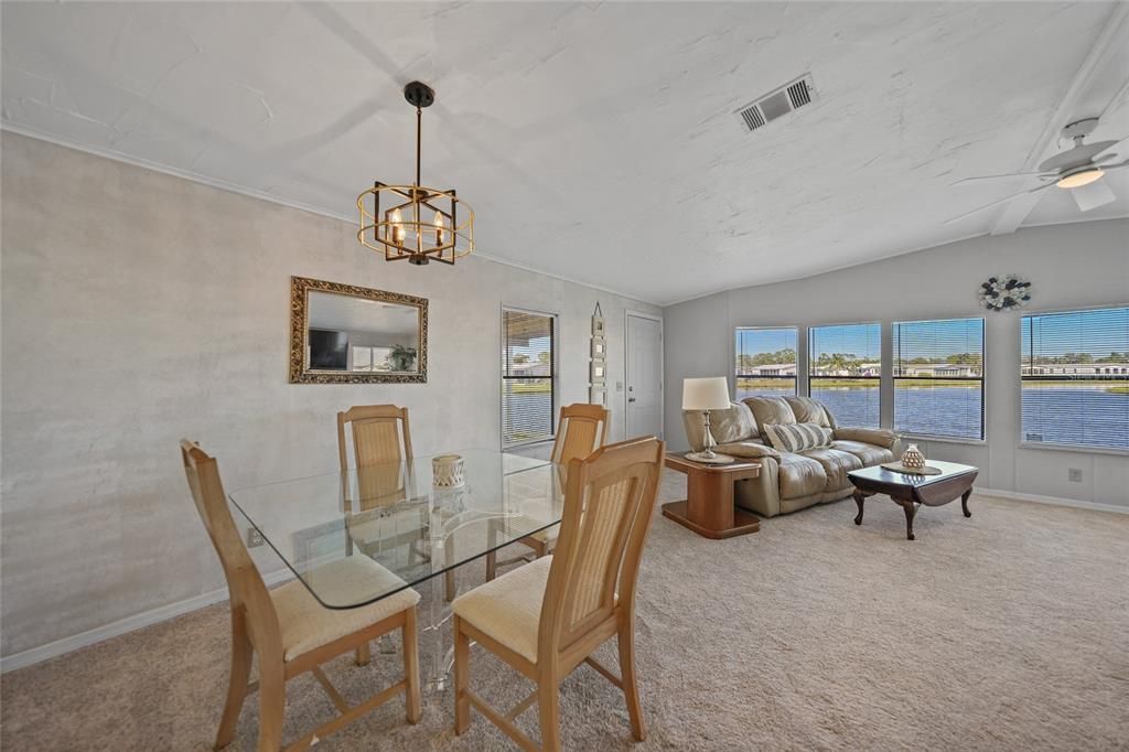 For Sale: $199,900 (3 beds, 2 baths, 1639 Square Feet)