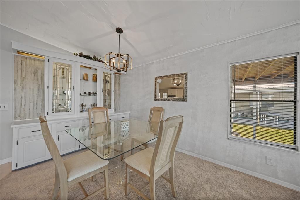 For Sale: $199,900 (3 beds, 2 baths, 1639 Square Feet)