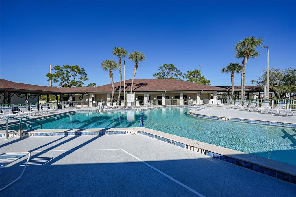 For Sale: $199,900 (3 beds, 2 baths, 1639 Square Feet)