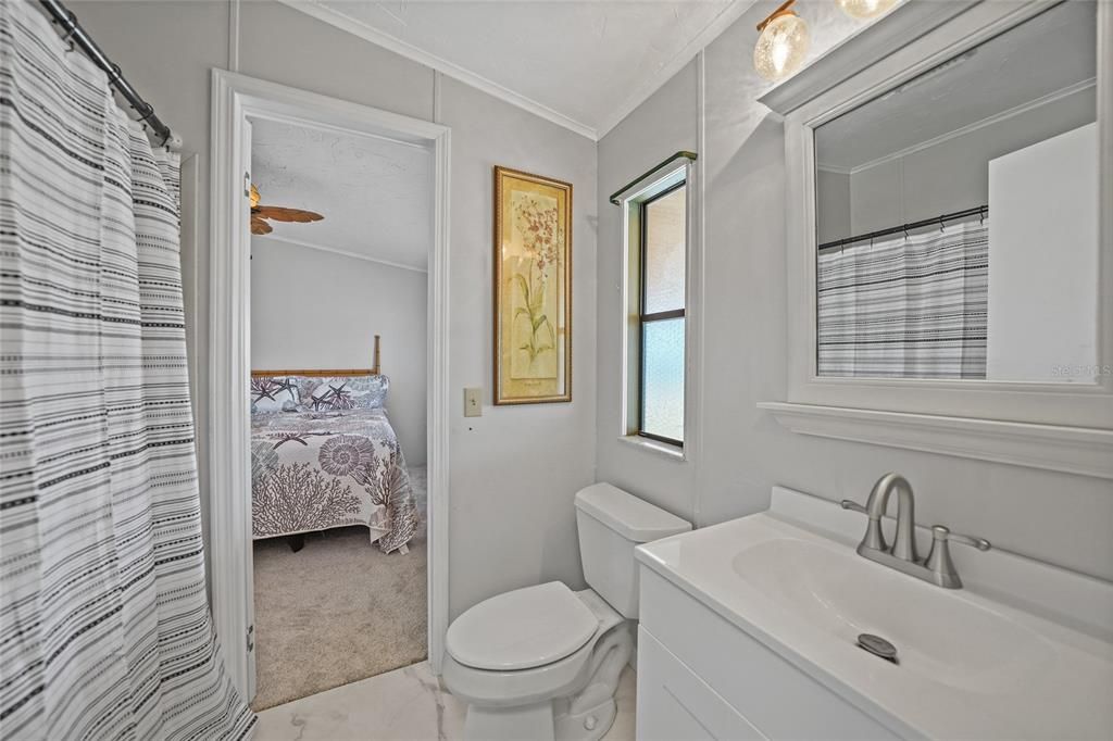 For Sale: $199,900 (3 beds, 2 baths, 1639 Square Feet)