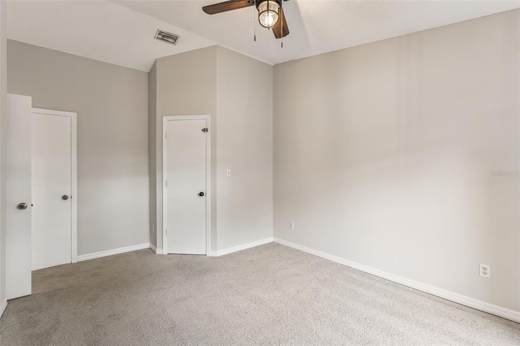 待售: $315,000 (2 贝兹, 2 浴室, 1169 平方英尺)