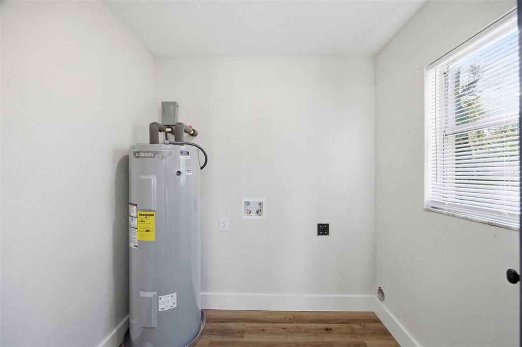 En Venta: $388,000 (3 camas, 2 baños, 1420 Pies cuadrados)