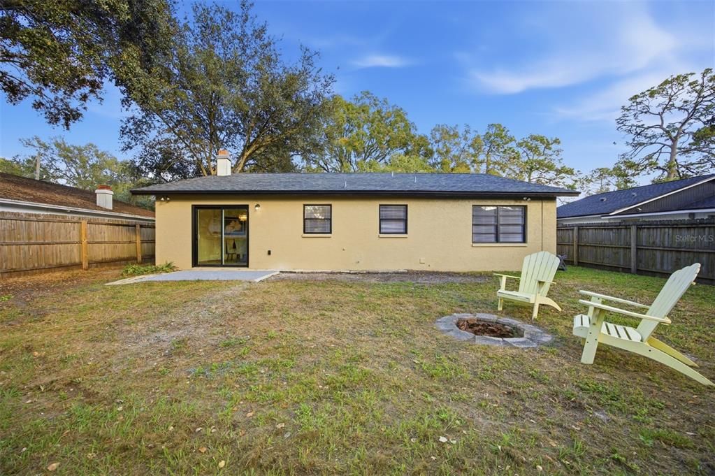 En Venta: $388,000 (3 camas, 2 baños, 1420 Pies cuadrados)