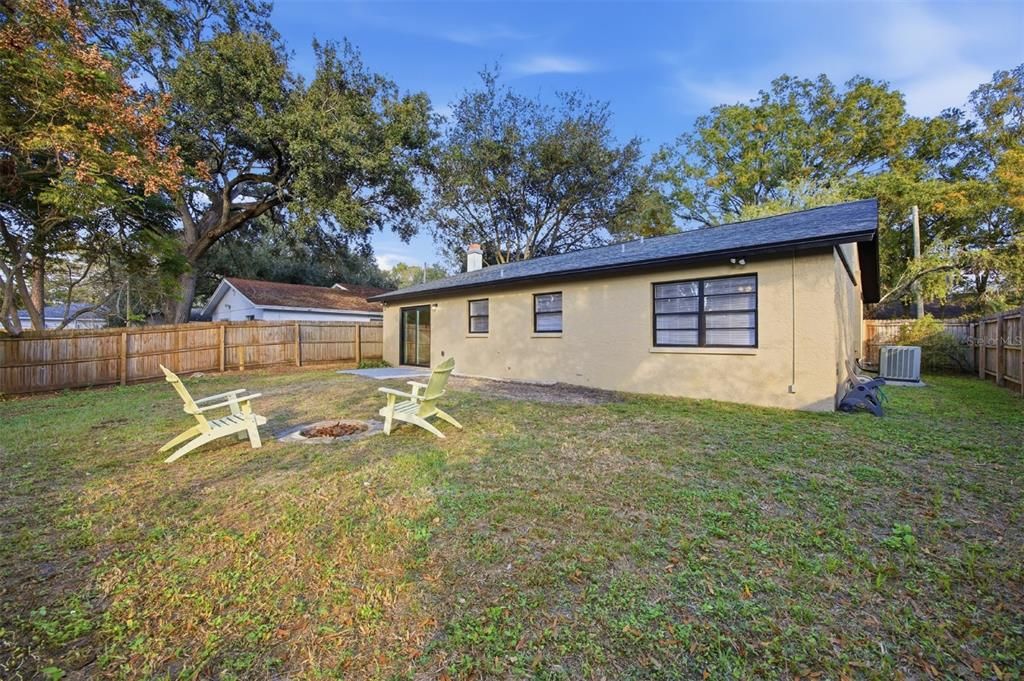 En Venta: $388,000 (3 camas, 2 baños, 1420 Pies cuadrados)