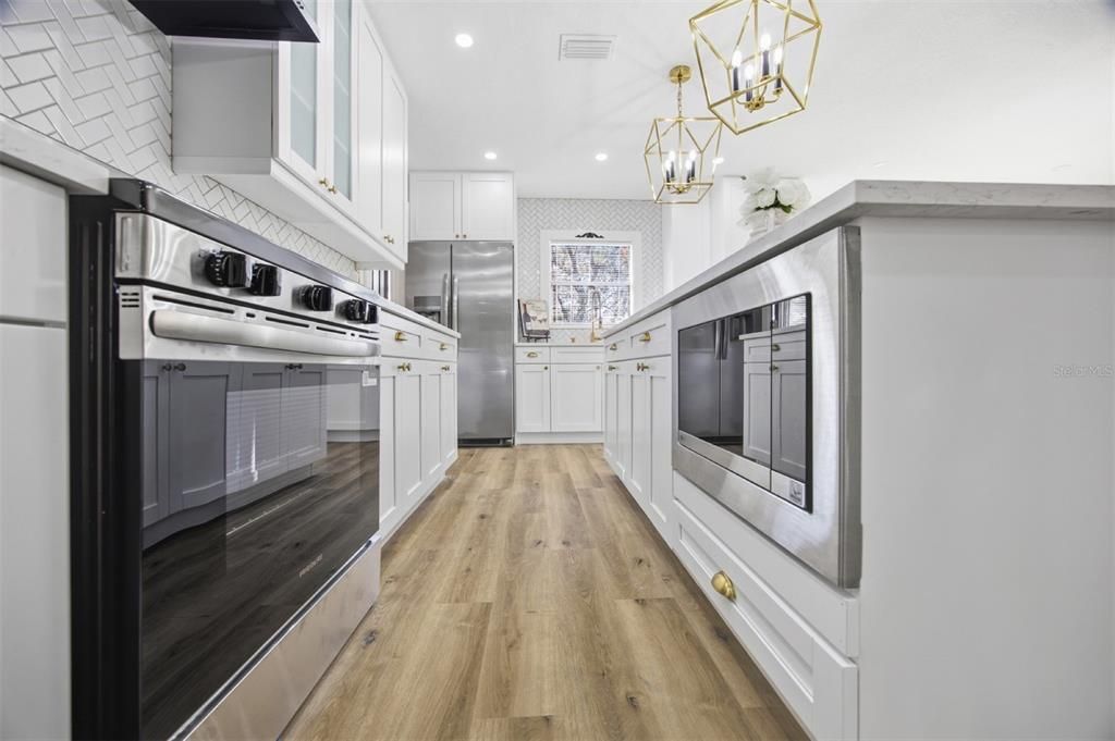 En Venta: $388,000 (3 camas, 2 baños, 1420 Pies cuadrados)