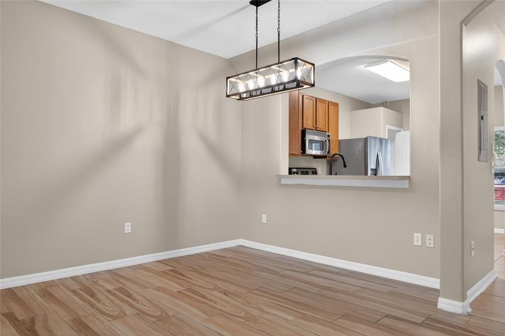 For Sale: $235,000 (3 beds, 2 baths, 1696 Square Feet)