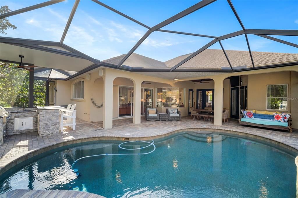 For Sale: $880,000 (4 beds, 3 baths, 2910 Square Feet)