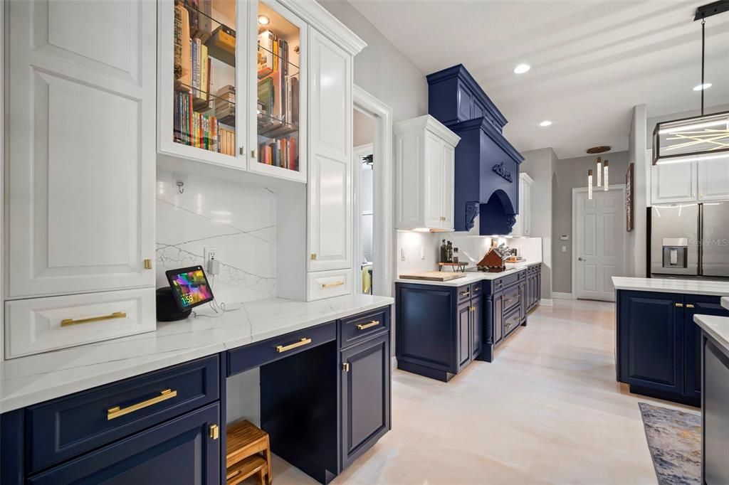 For Sale: $880,000 (4 beds, 3 baths, 2910 Square Feet)