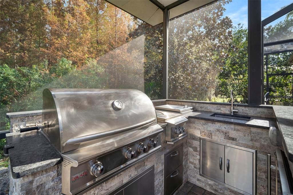 For Sale: $880,000 (4 beds, 3 baths, 2910 Square Feet)