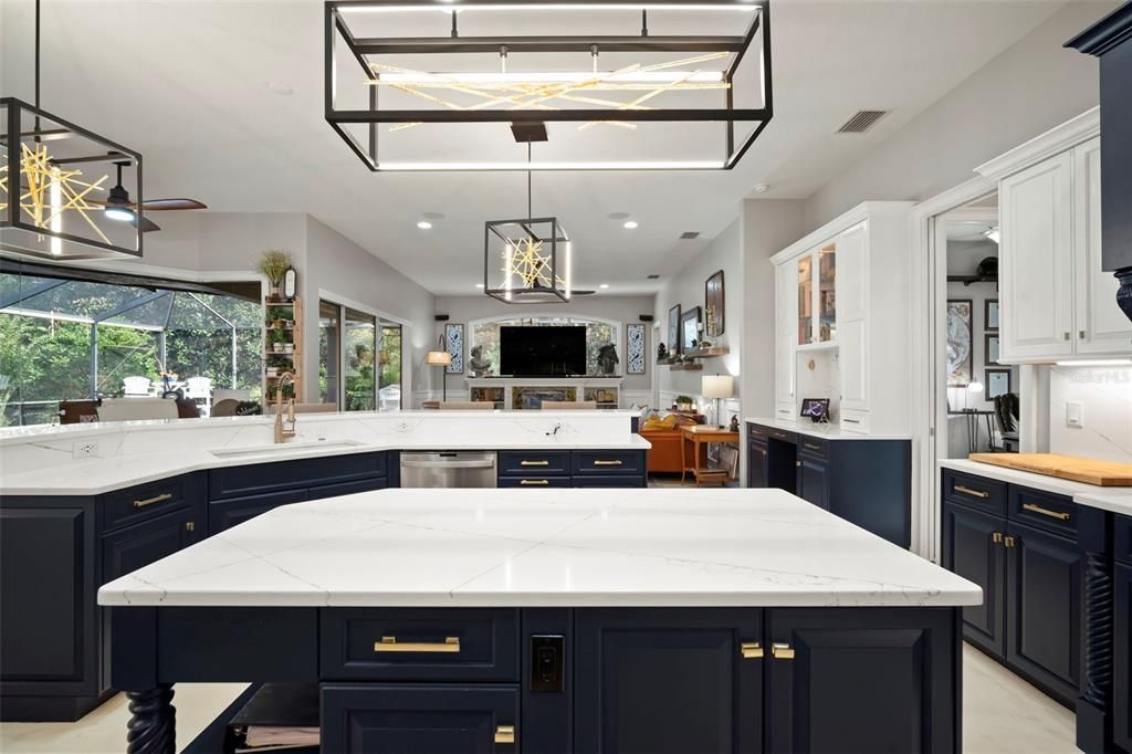 For Sale: $880,000 (4 beds, 3 baths, 2910 Square Feet)