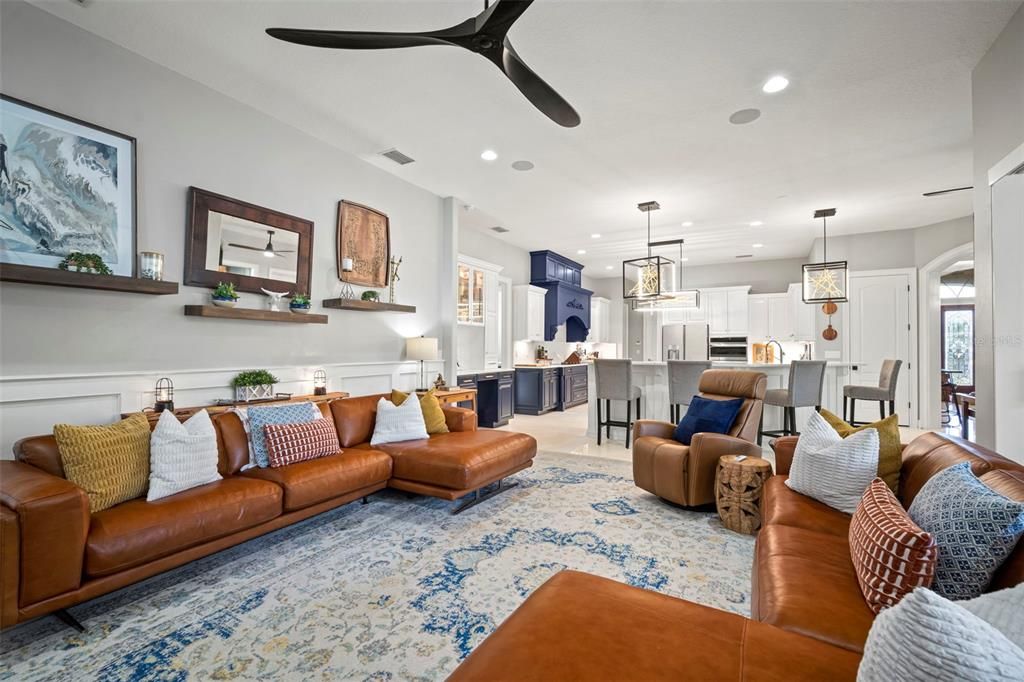 For Sale: $880,000 (4 beds, 3 baths, 2910 Square Feet)