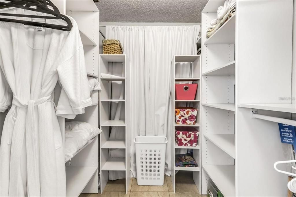 For Sale: $849,999 (2 beds, 2 baths, 1225 Square Feet)