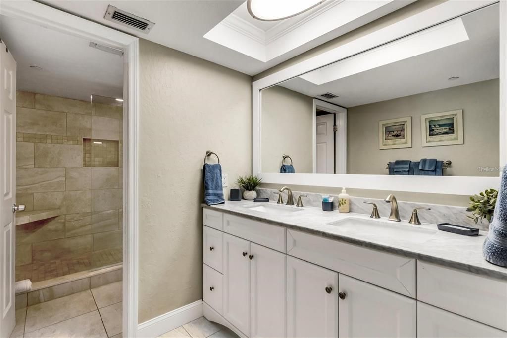 For Sale: $849,999 (2 beds, 2 baths, 1225 Square Feet)