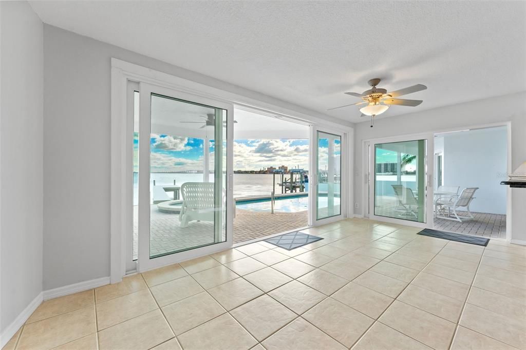 For Sale: $2,000,000 (4 beds, 2 baths, 3062 Square Feet)