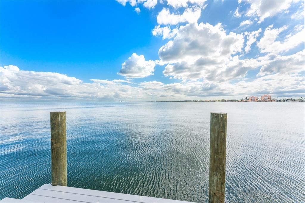 For Sale: $2,000,000 (4 beds, 2 baths, 3062 Square Feet)