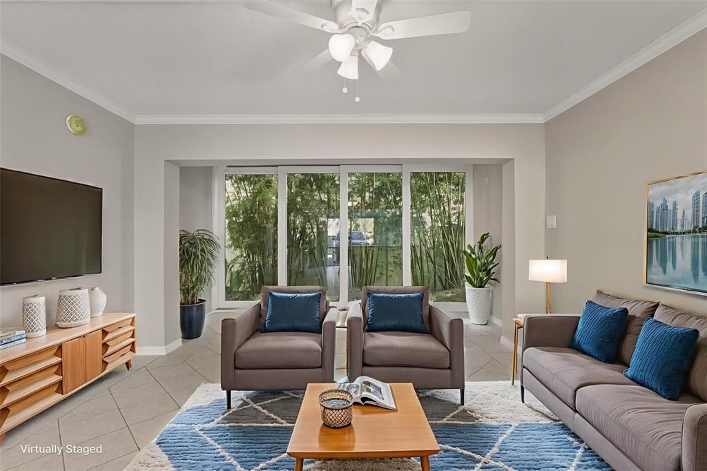 На продажу: $324,900 (1 спален, 1 ванн, 657 Квадратных фут)