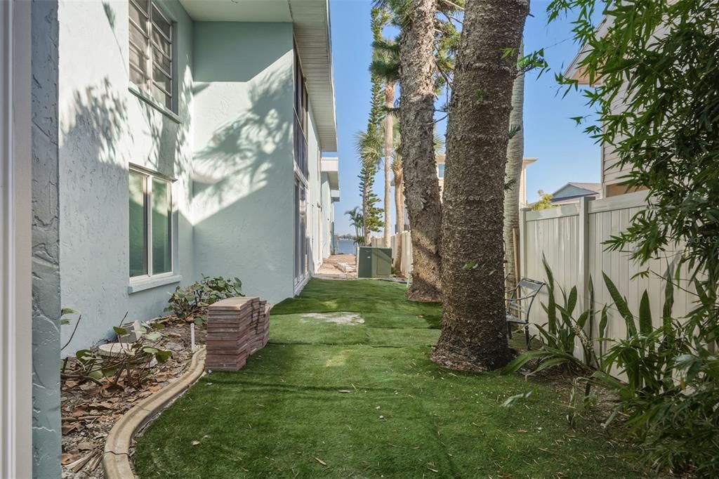 На продажу: $324,900 (1 спален, 1 ванн, 657 Квадратных фут)