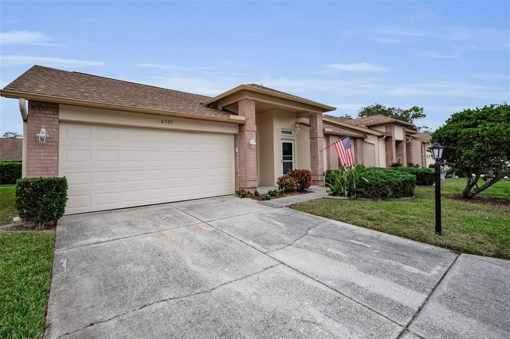 En Venta: $329,900 (2 camas, 2 baños, 1549 Pies cuadrados)