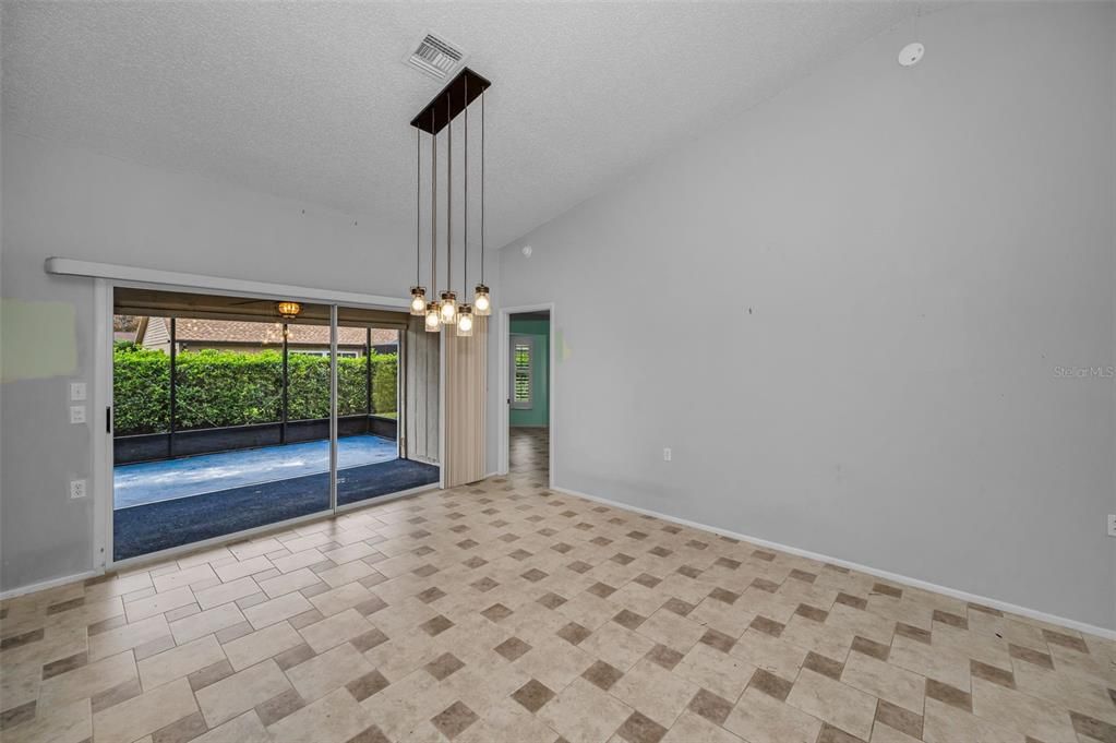 En Venta: $329,900 (2 camas, 2 baños, 1549 Pies cuadrados)