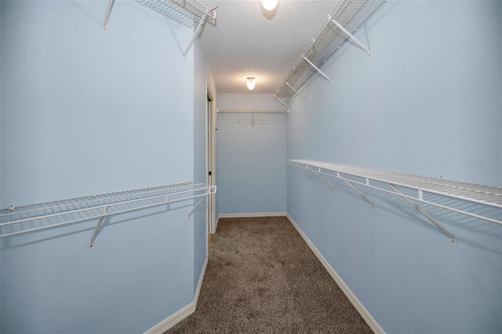 For Sale: $285,000 (2 beds, 2 baths, 1633 Square Feet)