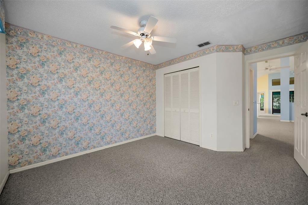 For Sale: $285,000 (2 beds, 2 baths, 1633 Square Feet)