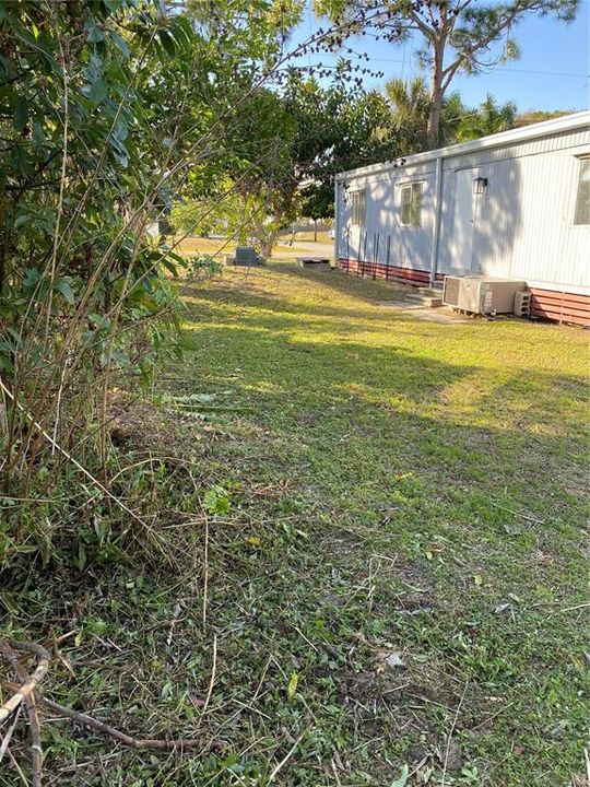 На продажу: $143,900 (3 спален, 1 ванн, 1212 Квадратных фут)