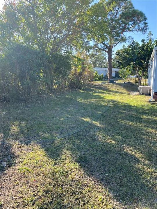 На продажу: $143,900 (3 спален, 1 ванн, 1212 Квадратных фут)