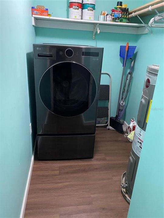 На продажу: $143,900 (3 спален, 1 ванн, 1212 Квадратных фут)