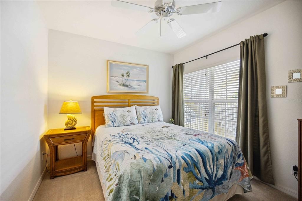 For Sale: $299,900 (3 beds, 2 baths, 1207 Square Feet)