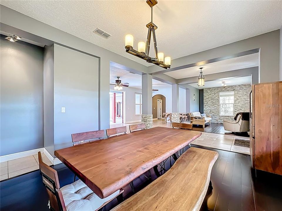 待售: $895,000 (4 贝兹, 3 浴室, 3462 平方英尺)