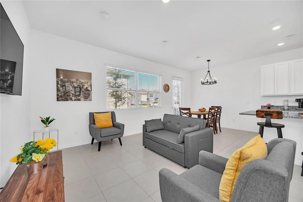 待售: $340,000 (3 贝兹, 2 浴室, 1653 平方英尺)